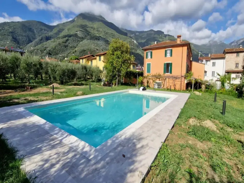 Villa With Garden Near Versilia Beach