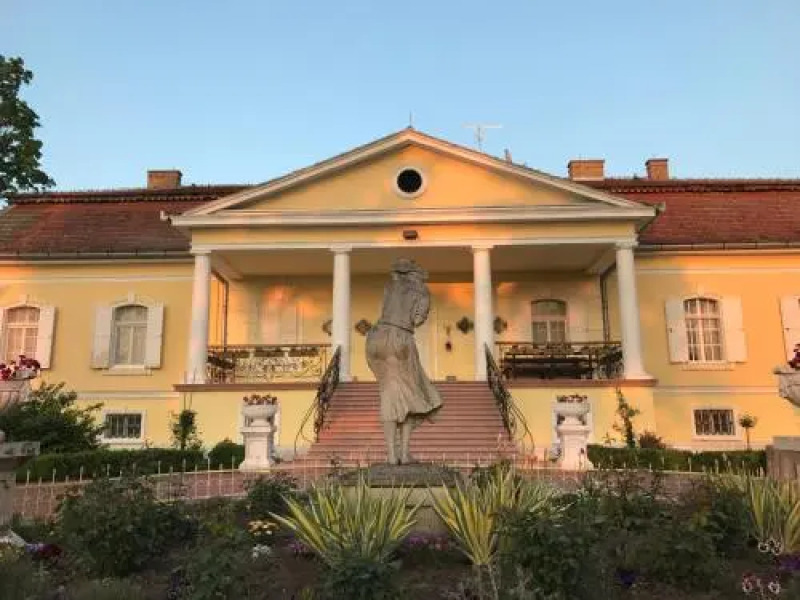 B&B Castle Schulhoff