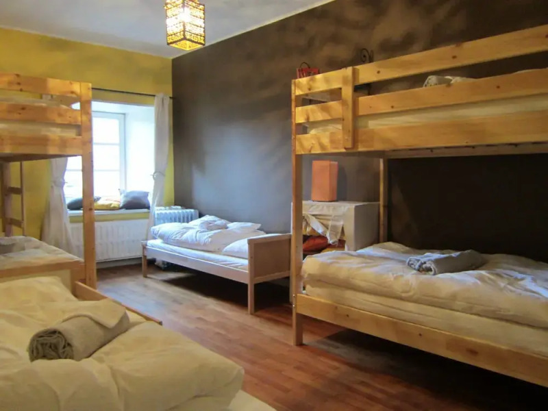 Delightful Castle in Bastogne With Bubble Bath