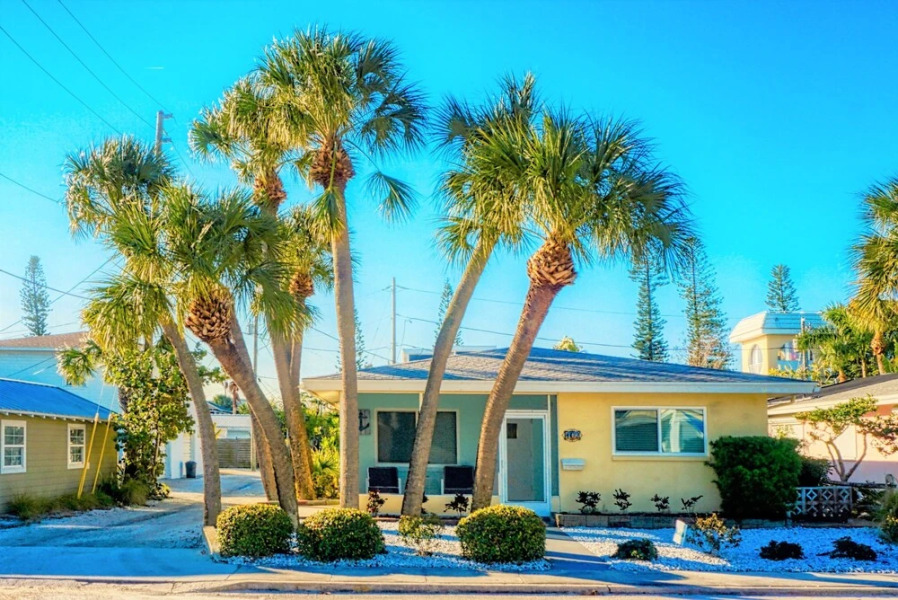 Pass-A-Grille Intercoastal Views 102-4 by TechTravel