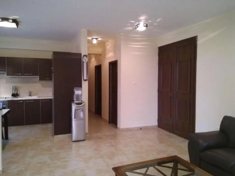 Wunderschoene-Villa-mit-6-Schlafzimmern-mit-Pool