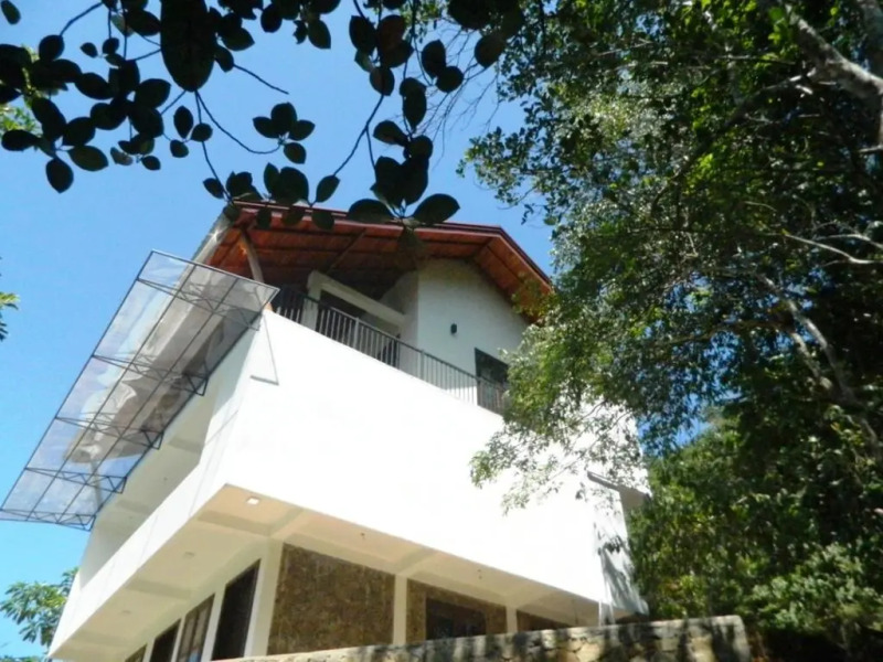 Birds Paradise Hotel