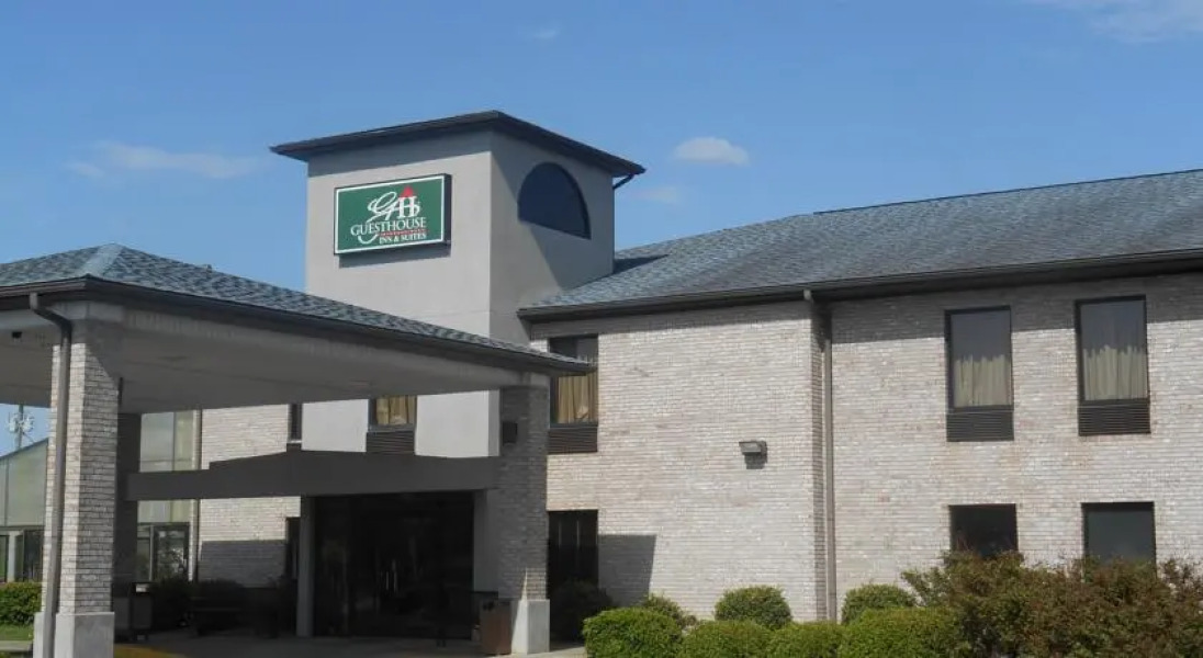 GuestHouse Inn & Suites