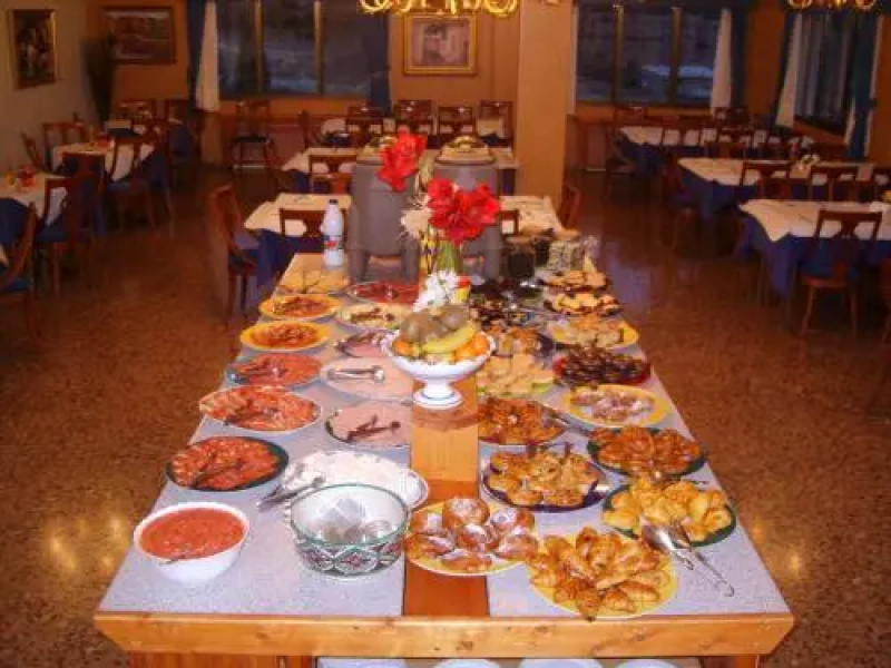 Hotel La Rueda 3000
