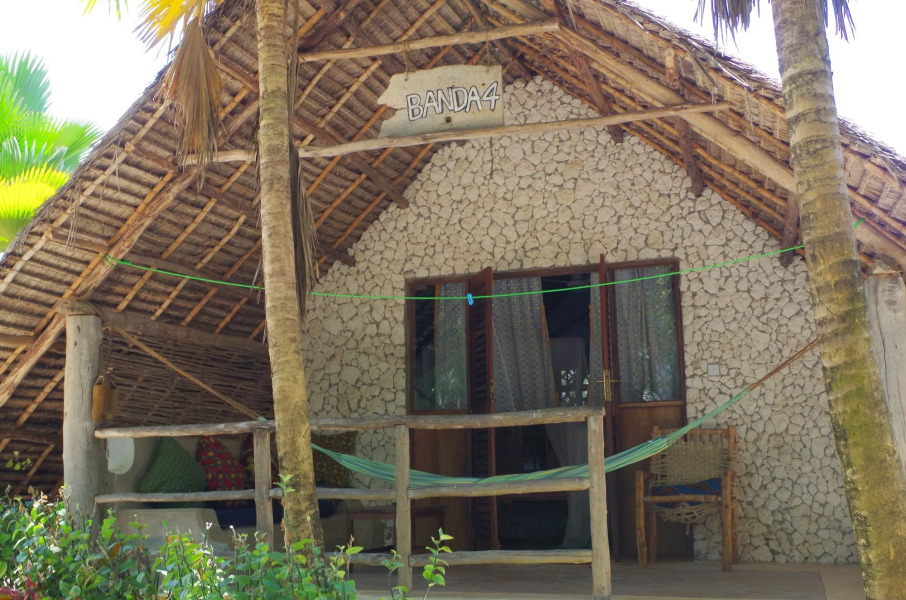 Mbuyuni Beach Village - Bungalows