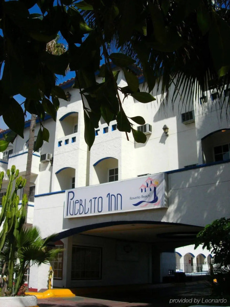 Hotel Pueblito Inn