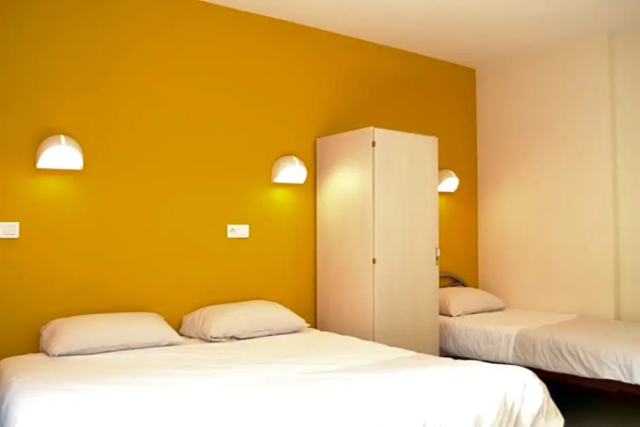 Cref Auberge De Jeunesse