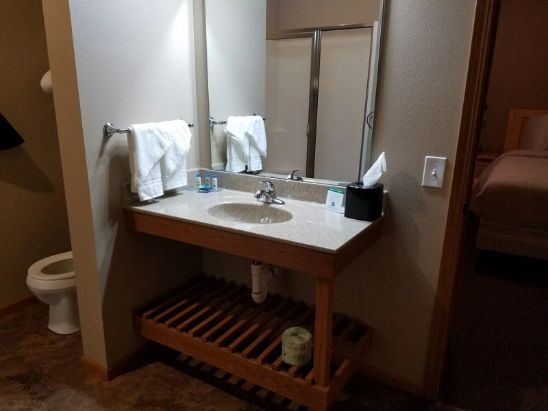 Woodside Old Towne Hotel