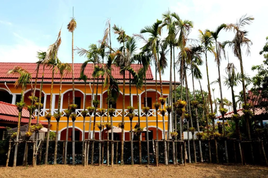 Le Jardin Hotel De Pakse