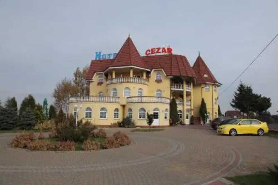 Cezar Hotel