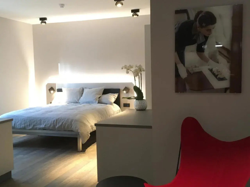 Luxaviation Crew Resort by Airfield