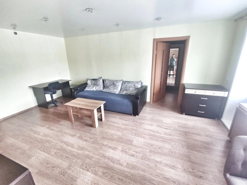 Поделам в Братск на улице Комсомольская 24