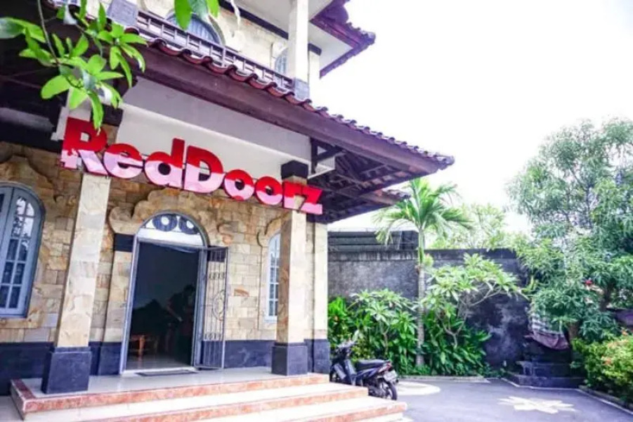 RedDoorz @ Batubulan Gianyar