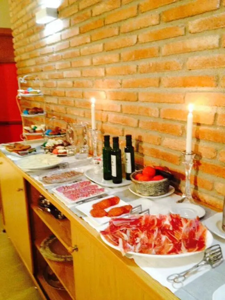 Petit Hotel Rural Els Pampols