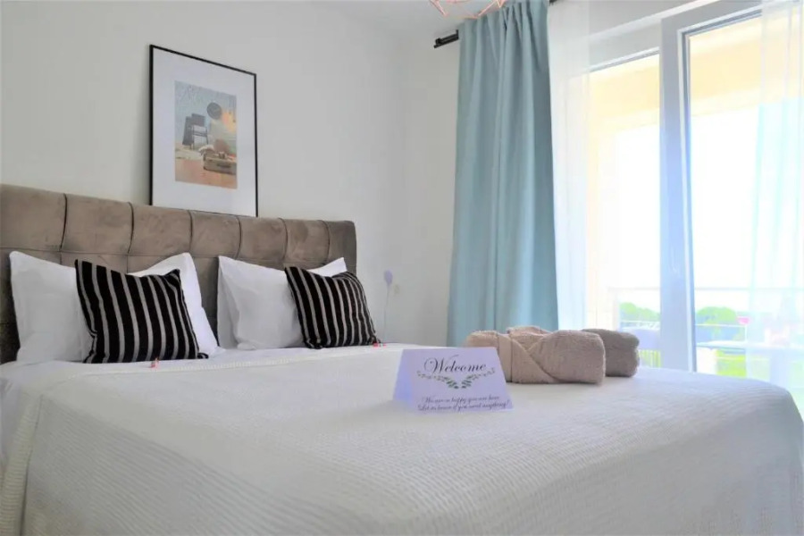 Sea view villa with a pool-3 apartments