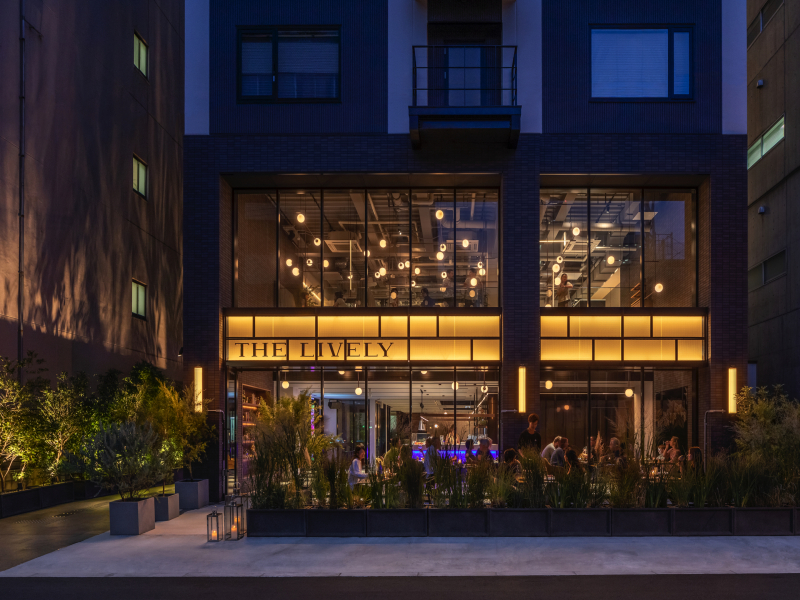 The Lively Osaka Honmachi