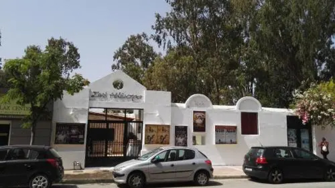 Paris Spacious Beach Apartment