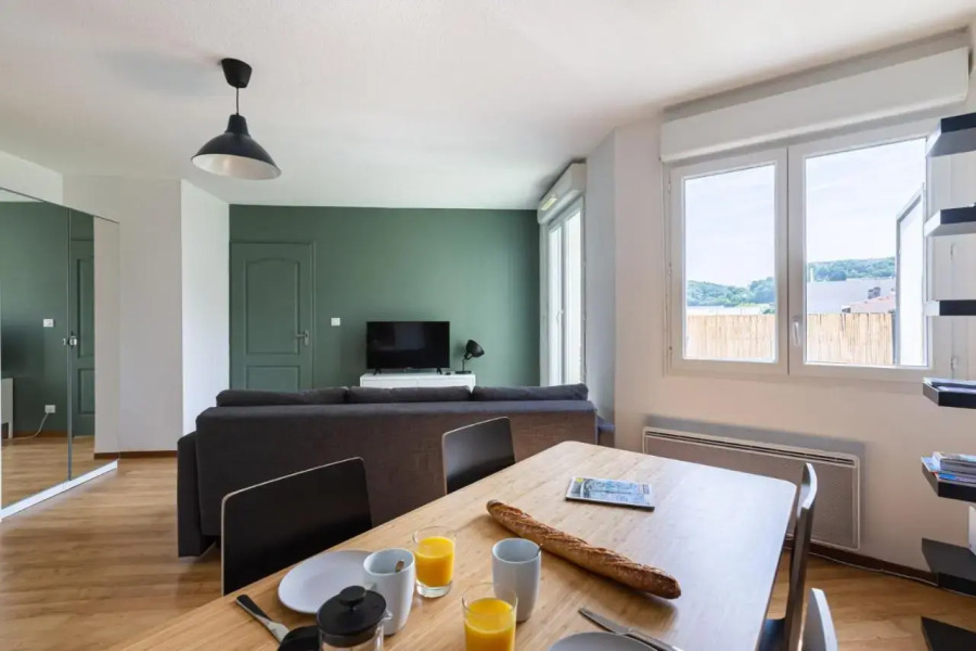 A 5 min de Bordeaux centre - Terrasse - Pied du tram