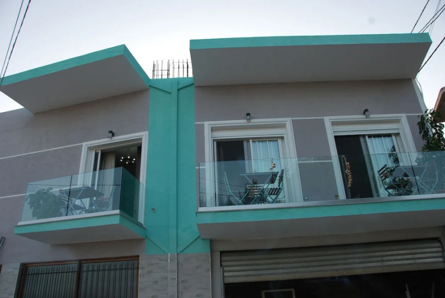 Crown Deluxe Apartments