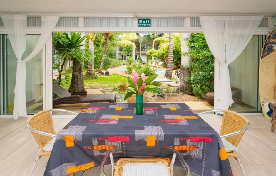 Rusty Pelican - Lazy Lizard Container Home.