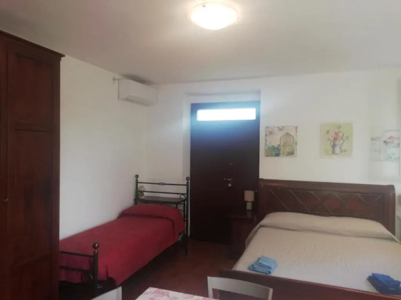 Monolocali e stanze in Villa a 350 mt spiaggia libera Lido delle Sirene