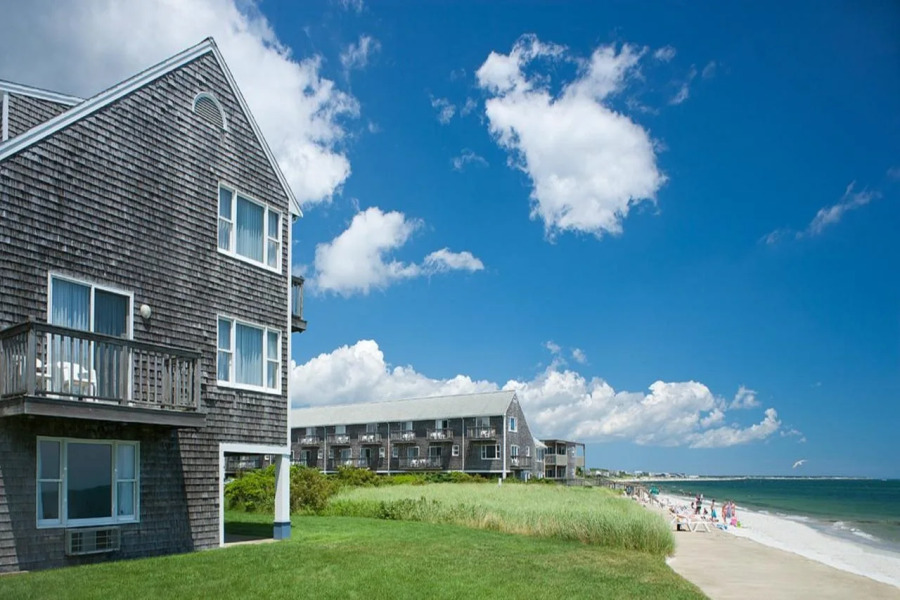 Ocean Mist Beach Hotel & Suites