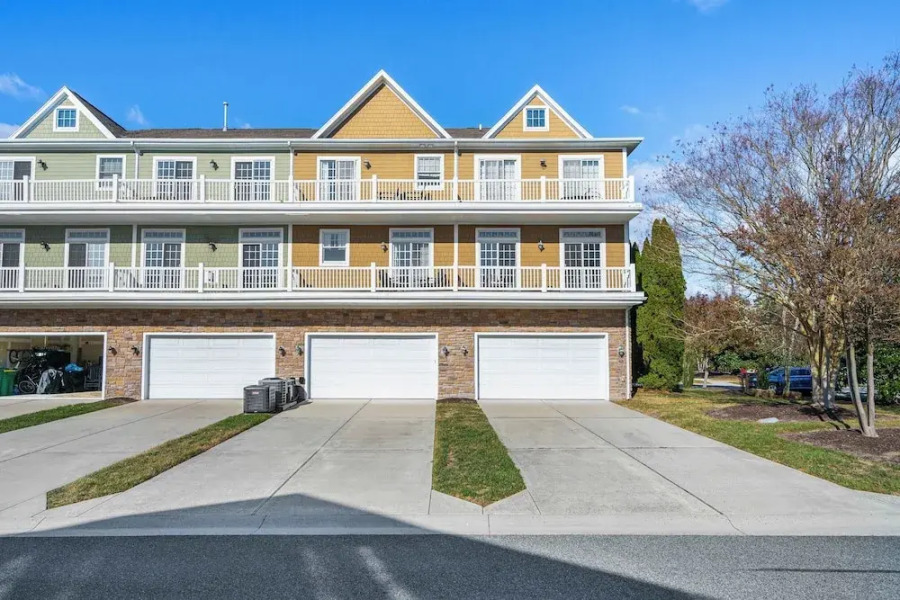 Bayside Destination Drive