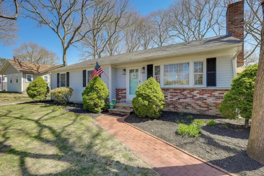 2 Mi to Craigville Beach: Hyannis Home w/ Deck