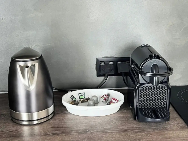 L'Escale Royale Port Ilon Seine Giverny