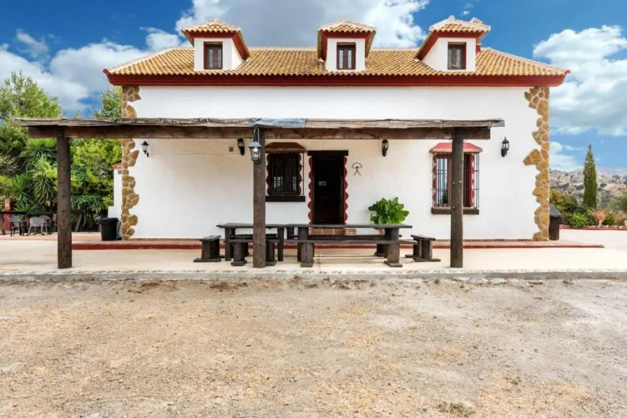 Villa with 5 bedrooms in Almogia with private pool and WiFi 25 km from the beach