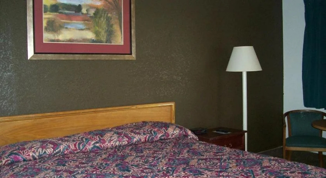 1st Interstate Inn - Alliance