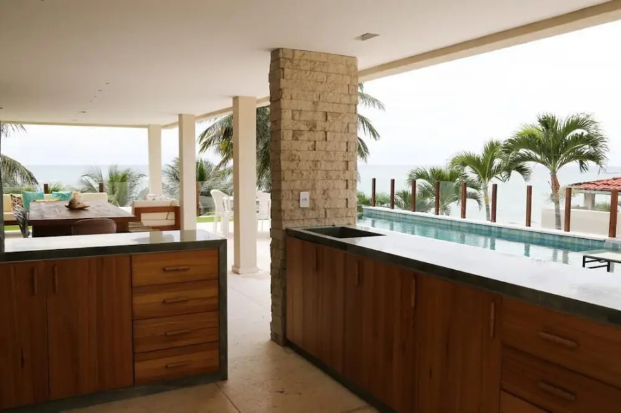 Casa beira mar na praia de Búzios RN