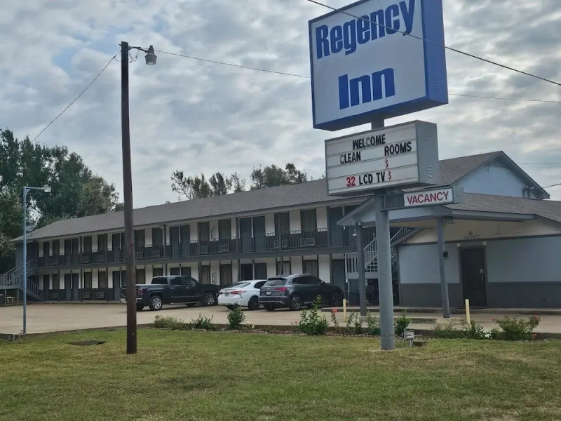 Regency Inn
