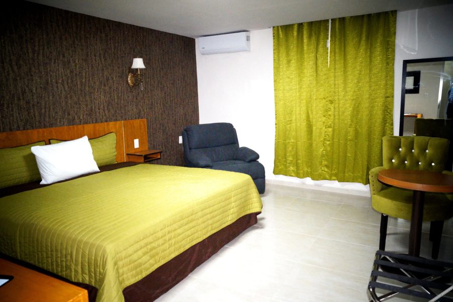 Royal Madero Inn