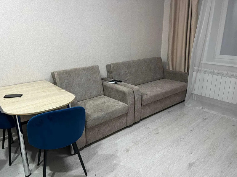 Апартаменты на улице Красных Коммунаров 1