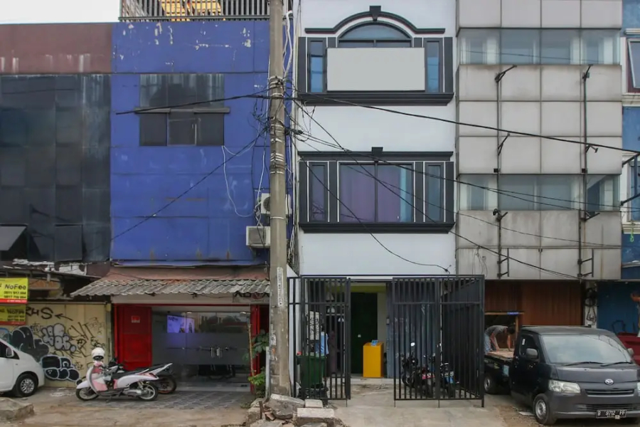 Airy Eco Margonda Raya 222F Depok