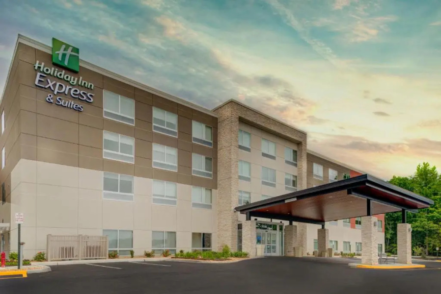 Holiday Inn Express and Suites King George- Dahlgren by IHG