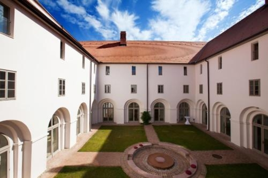 Sopronbnfalvi Kolostor Hotel