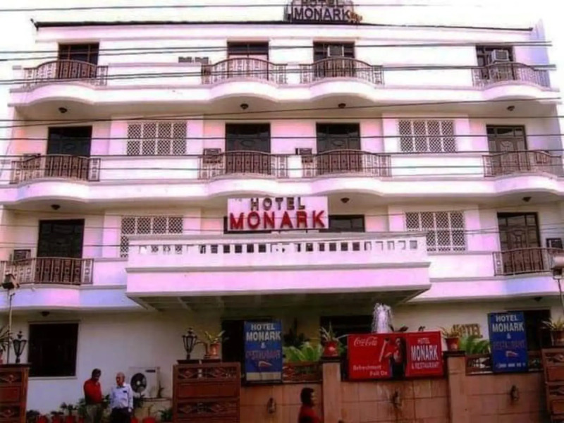 Monark Hotel