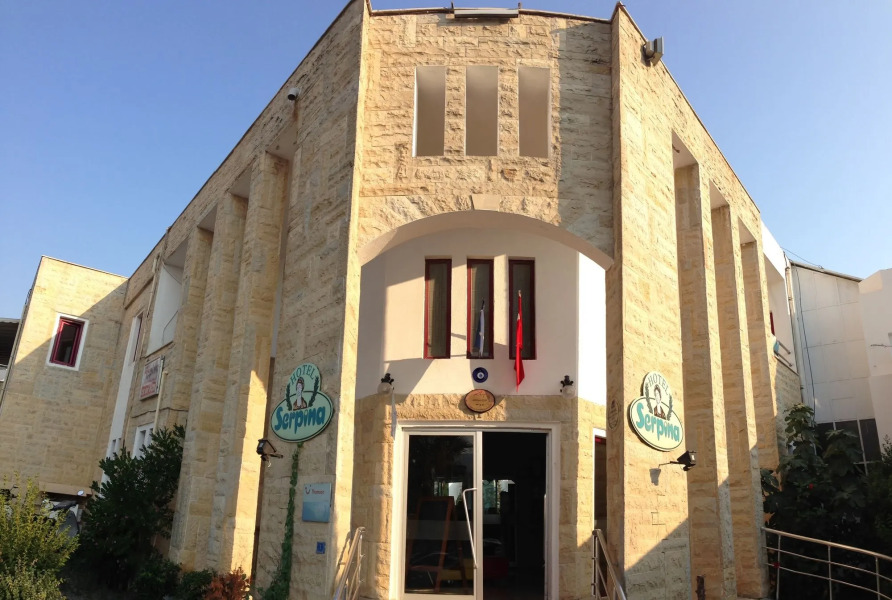 Serpina Hotel - Adults Only