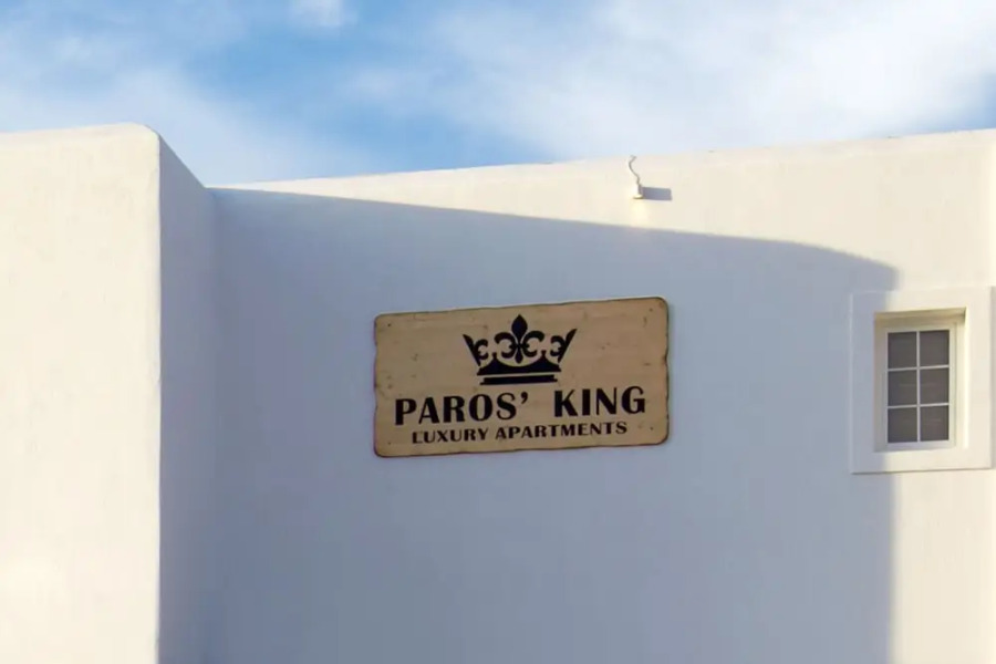 Paros King Luxury Apartments