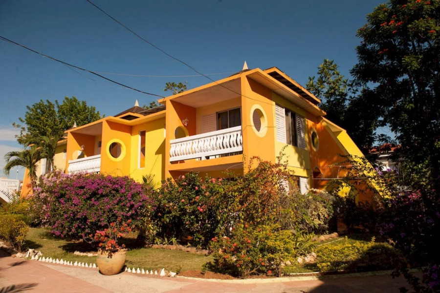 Foote Prints on the Sands
