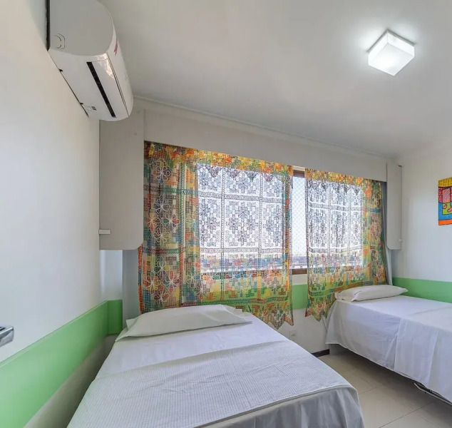 Apto Beira Mar com Vista e Pé na Areia