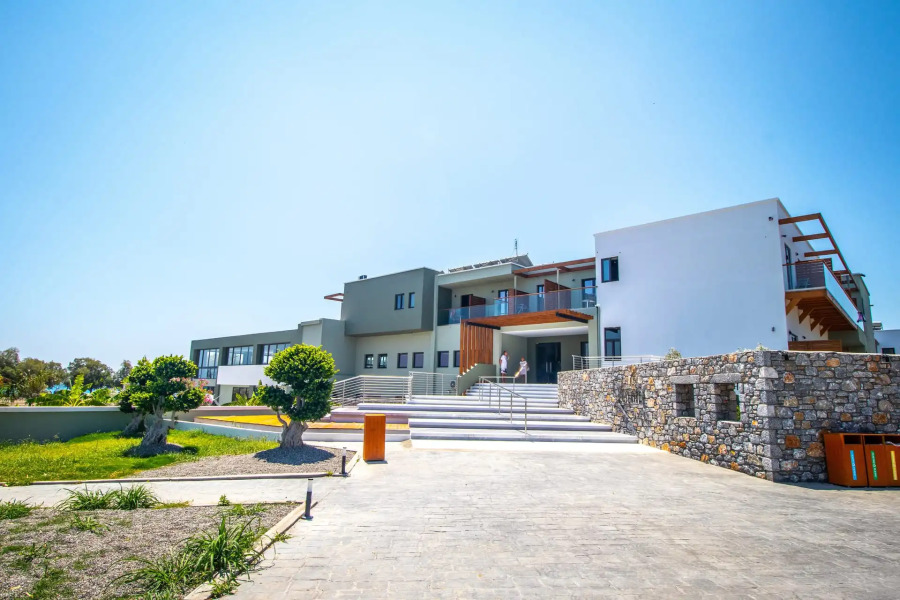 Gennadi Seaside Resort