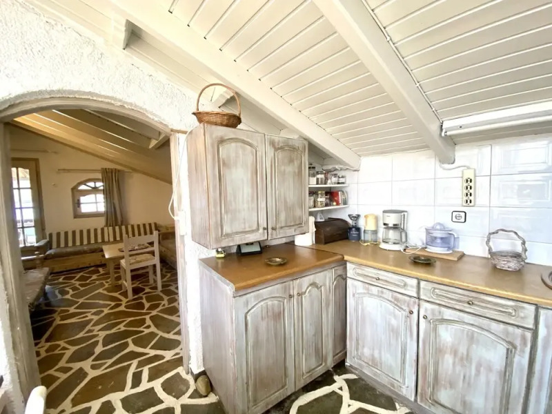 Sybota Seaside Retreat - Chique Marina Loft