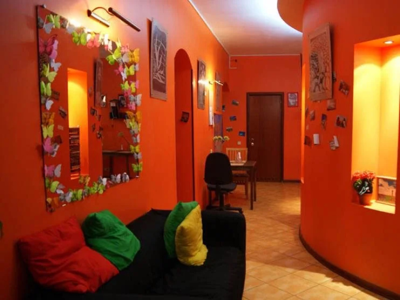 Acme Hostel