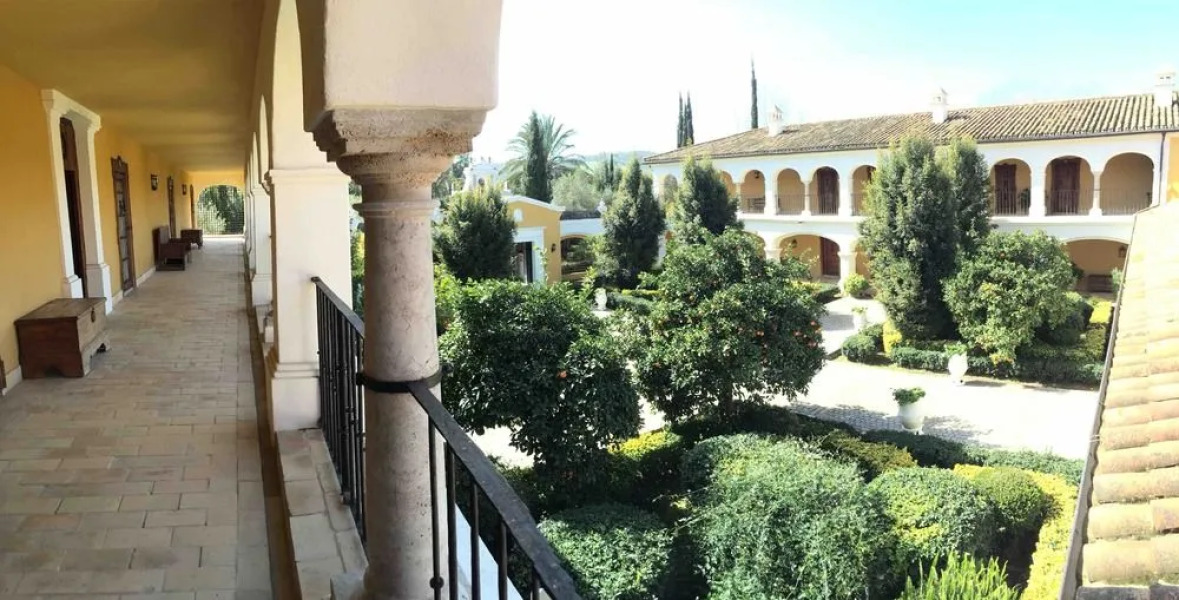 Hotel Monasterio de San Martin