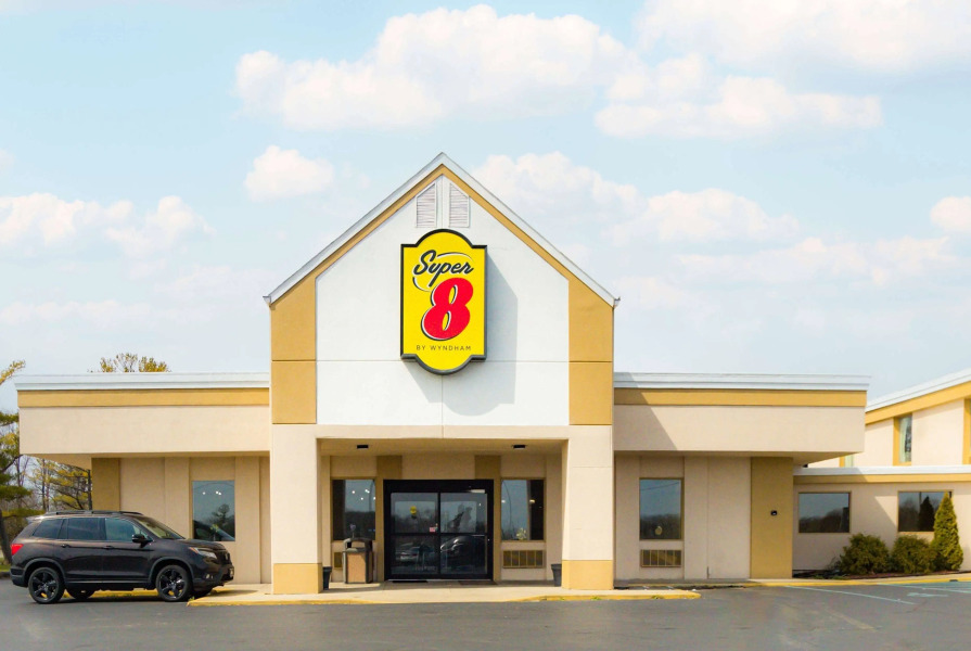 Super 8 by Wyndham Indianapolis South