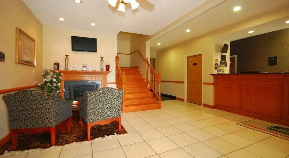 Best Western Carrollton Inn & Suites