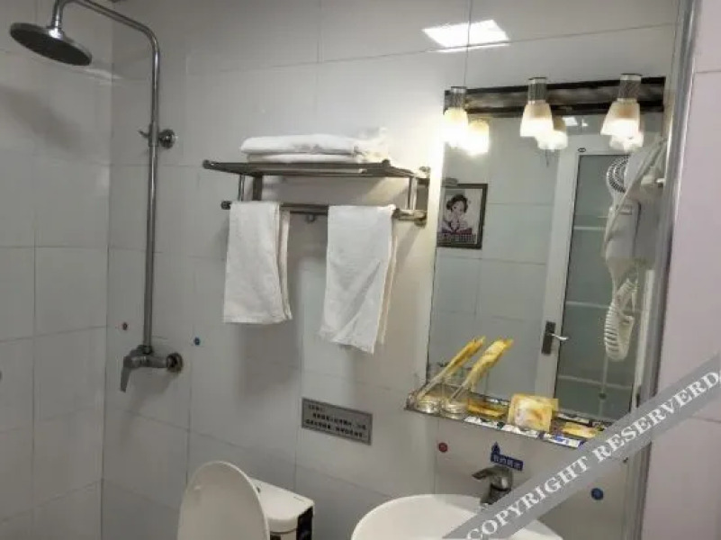 赣州86宾馆（文明大道渔湾里美食街店）